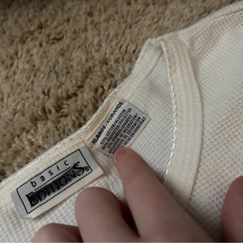 Top - Picture 2 of 2